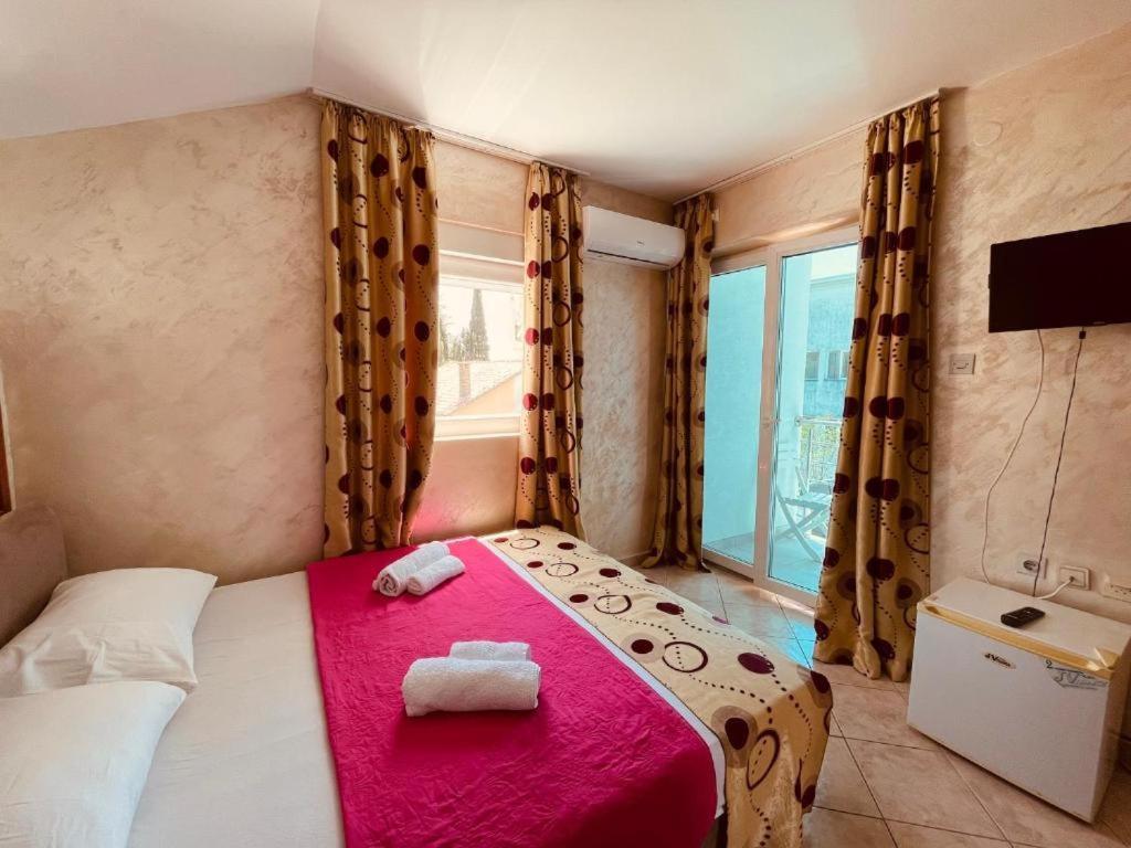 Villa Golf Budva Exterior photo